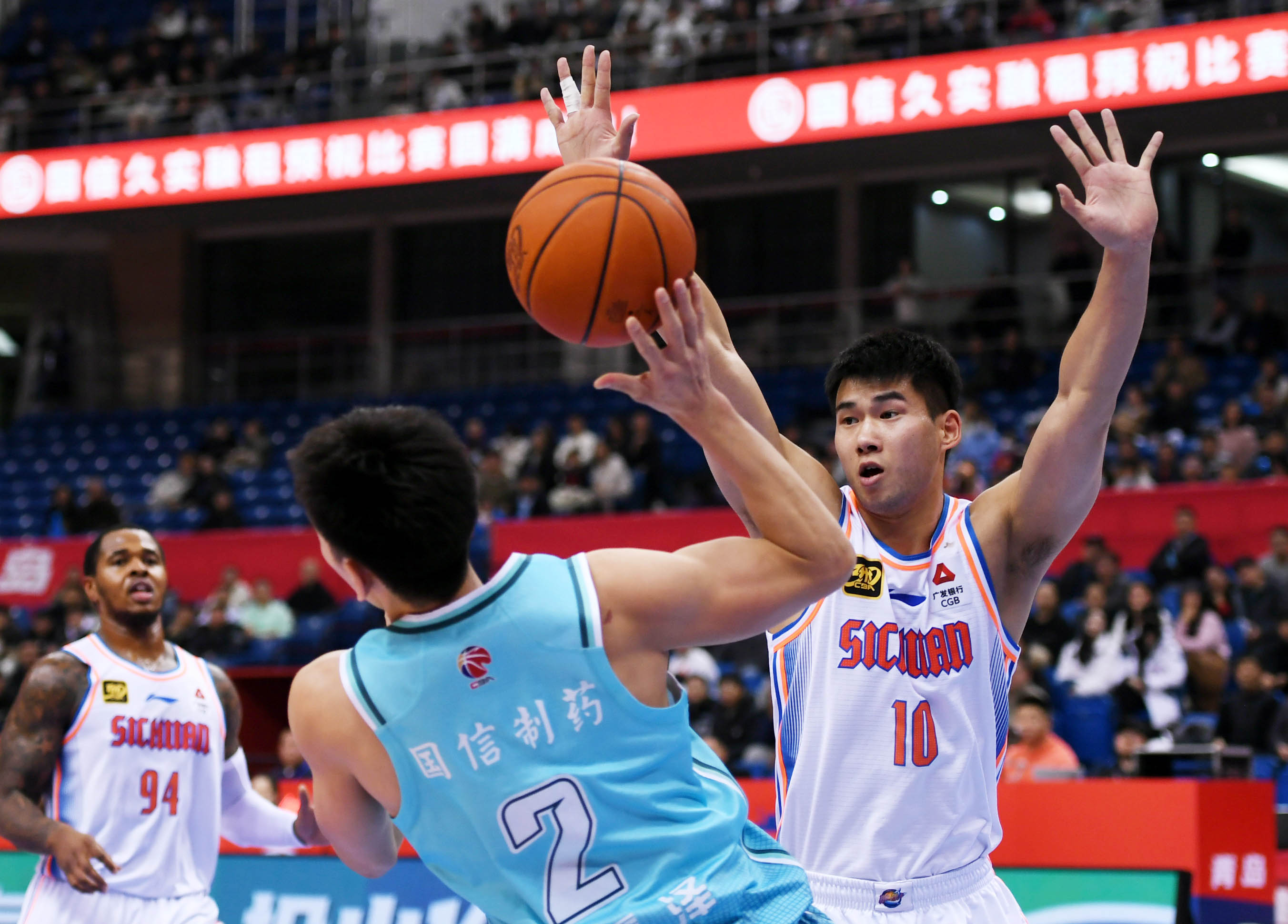 中欧体育平台登录关于新疆广汇迎CBA常规赛关键赛,集结日官宣签约,管理层满意,阵容厚度经受考验的信息