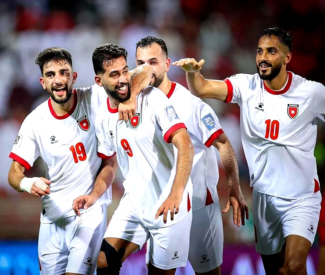 中欧体育官网包含足总杯转会期再迎强敌，里昂状态回暖，主帅态度：球迷炸锅，数据趋势出现新变化的词条