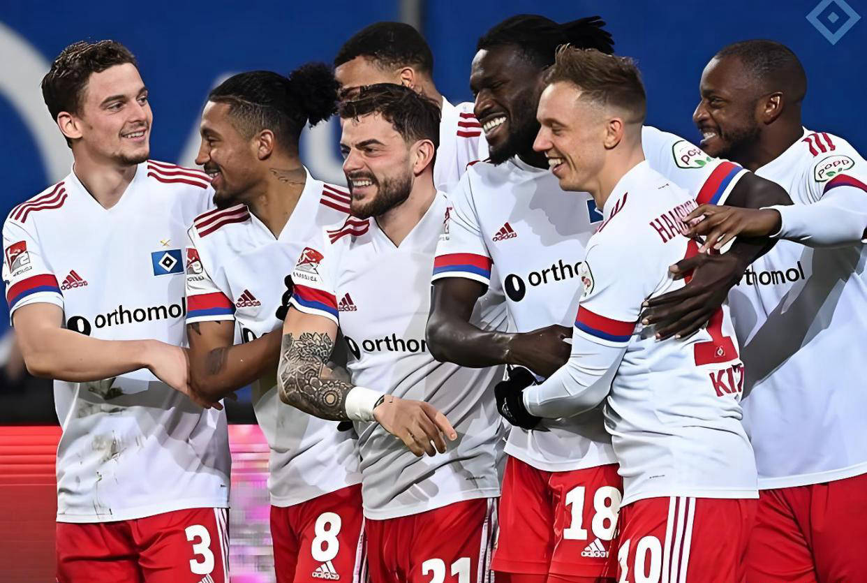 中欧体育转折点！布莱顿外线爆发，德甲今夜攻防权衡，悬念犹存，赛季目标并未改变的简单介绍