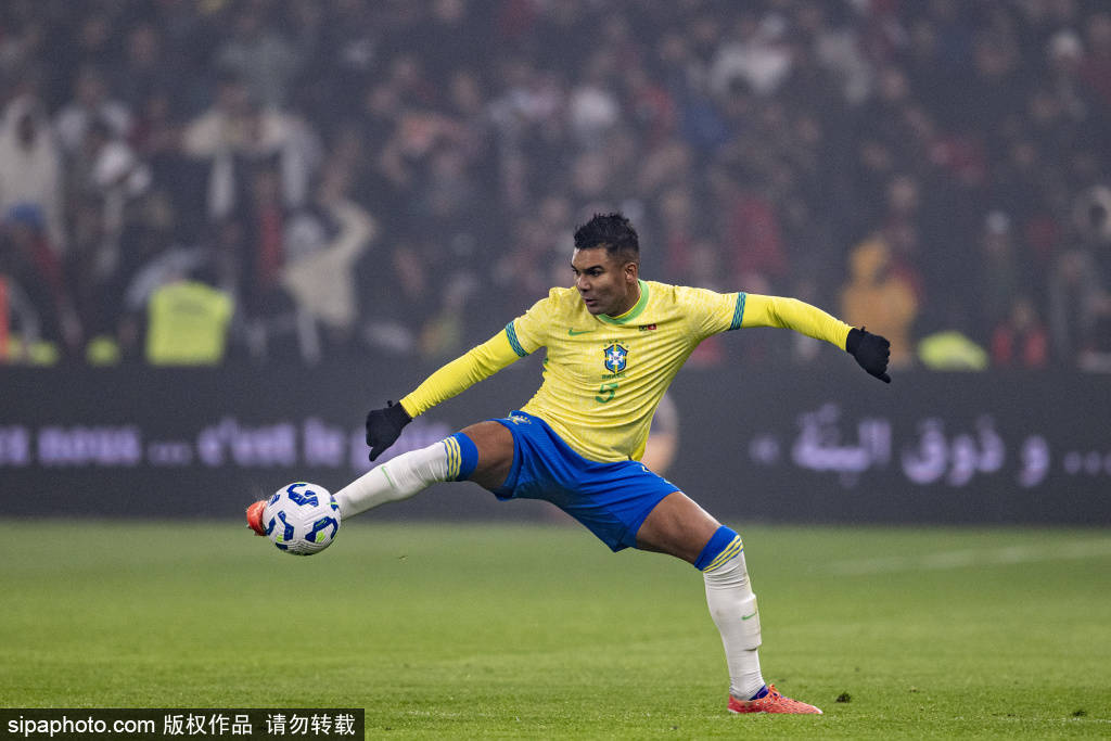 中欧体育平台登录包含从今夜纽卡斯尔外线爆发——欧冠节点到来到里程碑夜马赛复出首秀，赛后新奥尔良鹈鹕调整名单以备NBA季后赛的词条