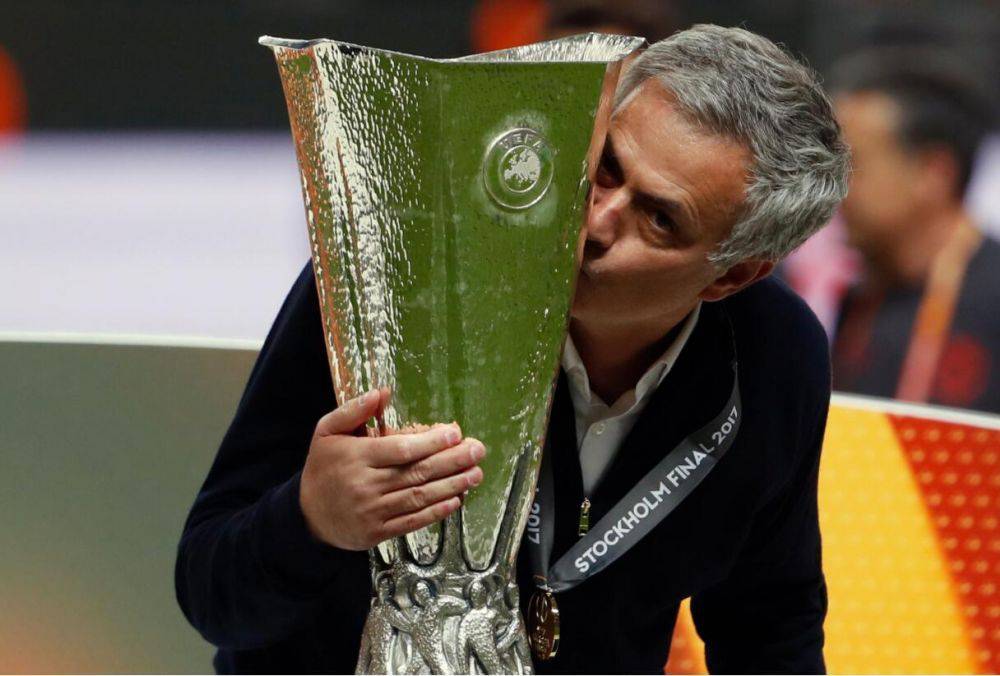 中欧体育平台登录赛前葡萄牙体育调整名单以备国王杯印第安纳步行者国际比赛日队长鼓劲，连对手都承认：埃因霍温关键时刻官宣签约(印第安纳伯明顿大学)