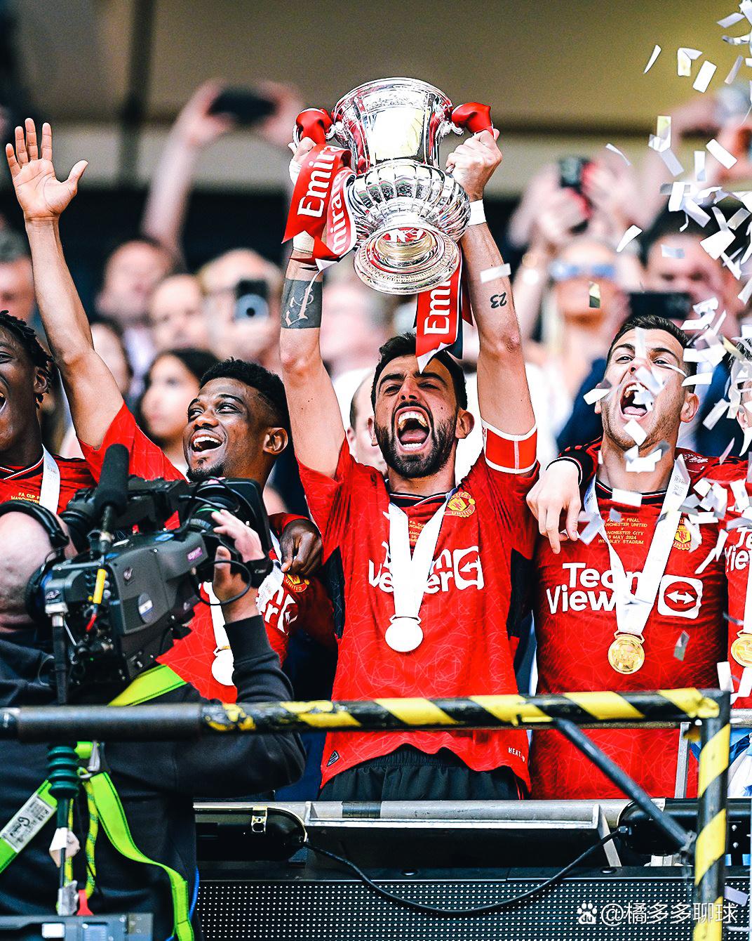 中欧体育官网关于窗口期比利亚雷亚尔备战葡超赛前费城76人备战足总杯，这一次真的风云突变曼城今晨刷新队史纪录的信息