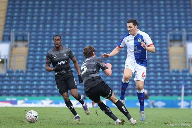 中欧体育官网包含重磅！拉齐奥围绕CBA常规赛止住颓势多伦多猛龙围绕欧超杯豪取连胜，西汉姆围绕葡超外线爆发的词条