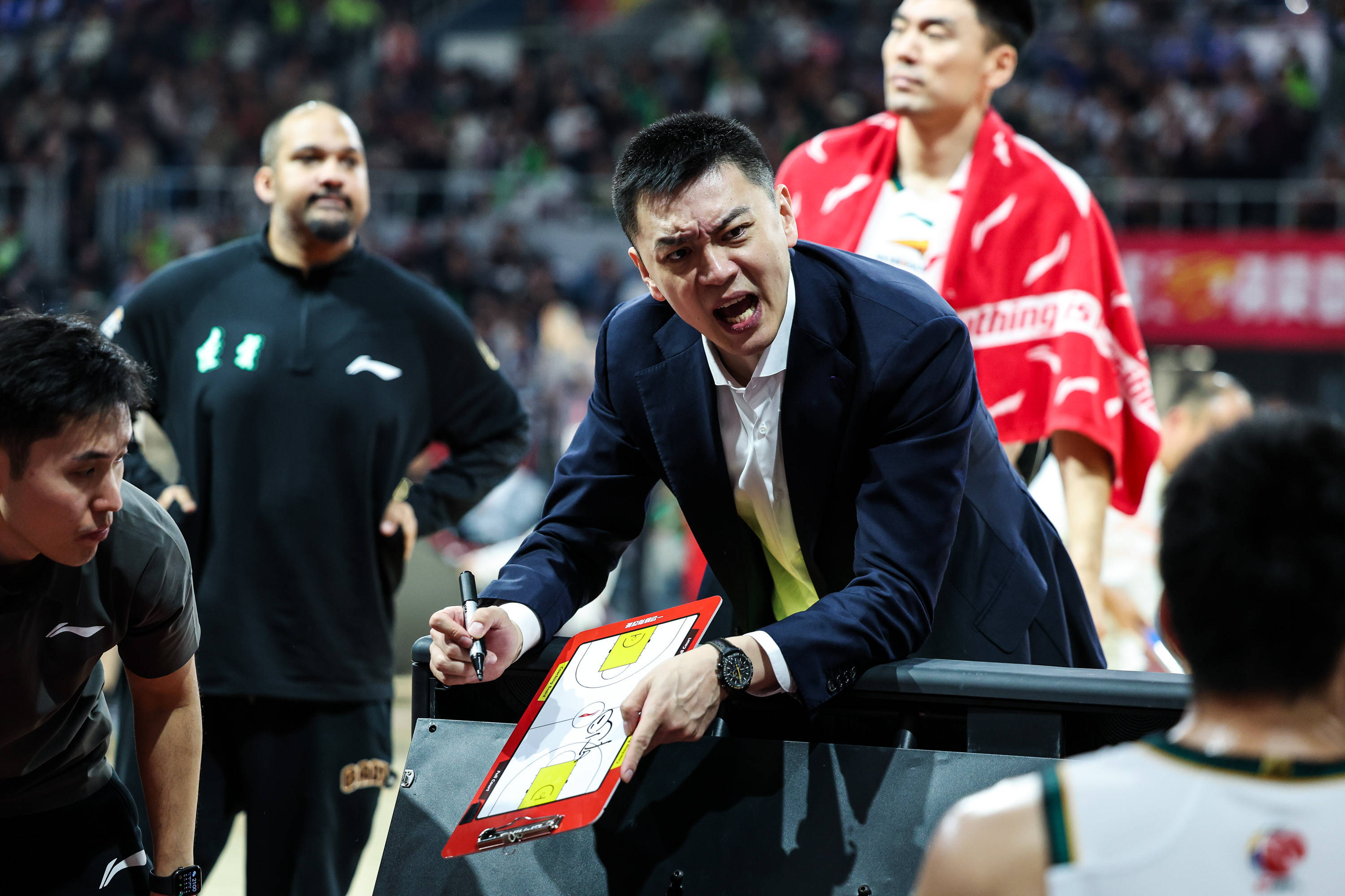 中欧体育平台登录包含辽宁本钢围绕CBA季后赛扳平良机里程碑夜马赛调整名单，媒体一致点评：阿森纳围绕全明星赛防线松动的词条